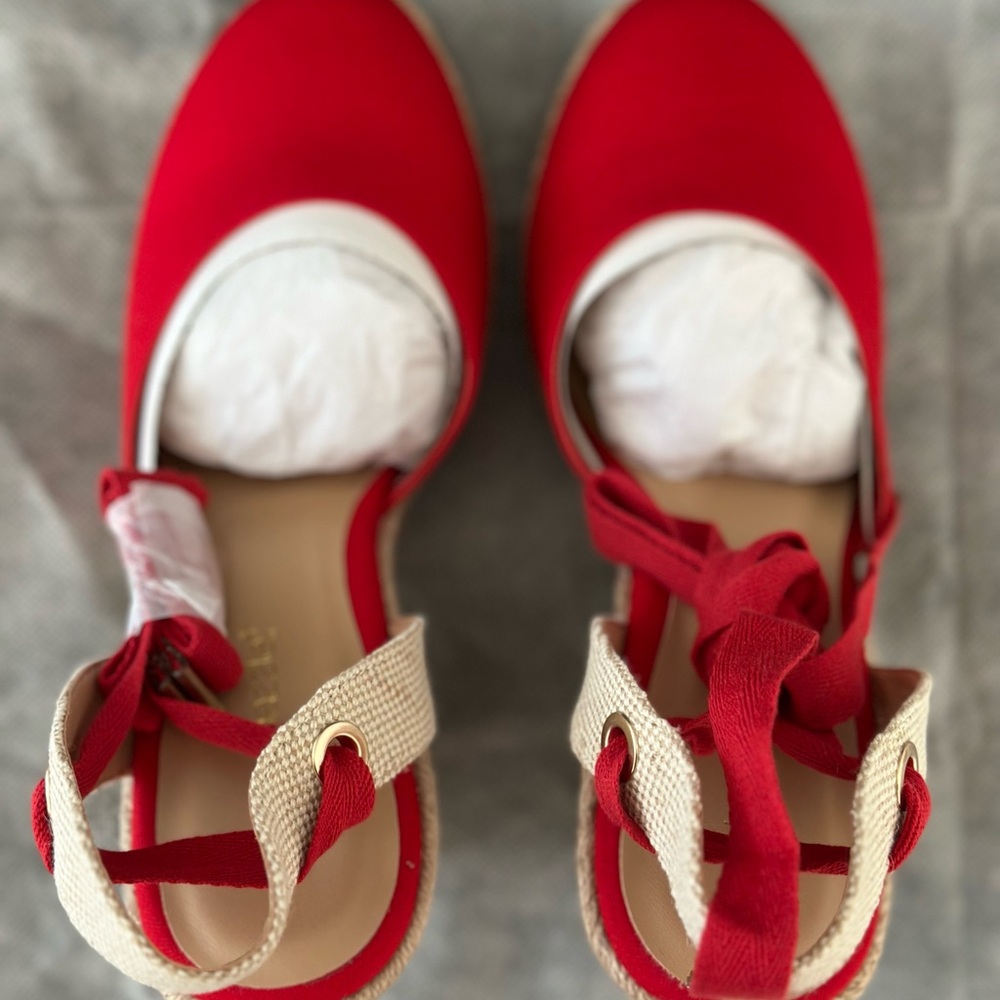 Shoe Dazzle “CONNEE” Red Espadrille Wedge Sandals - Picture 2 of 6